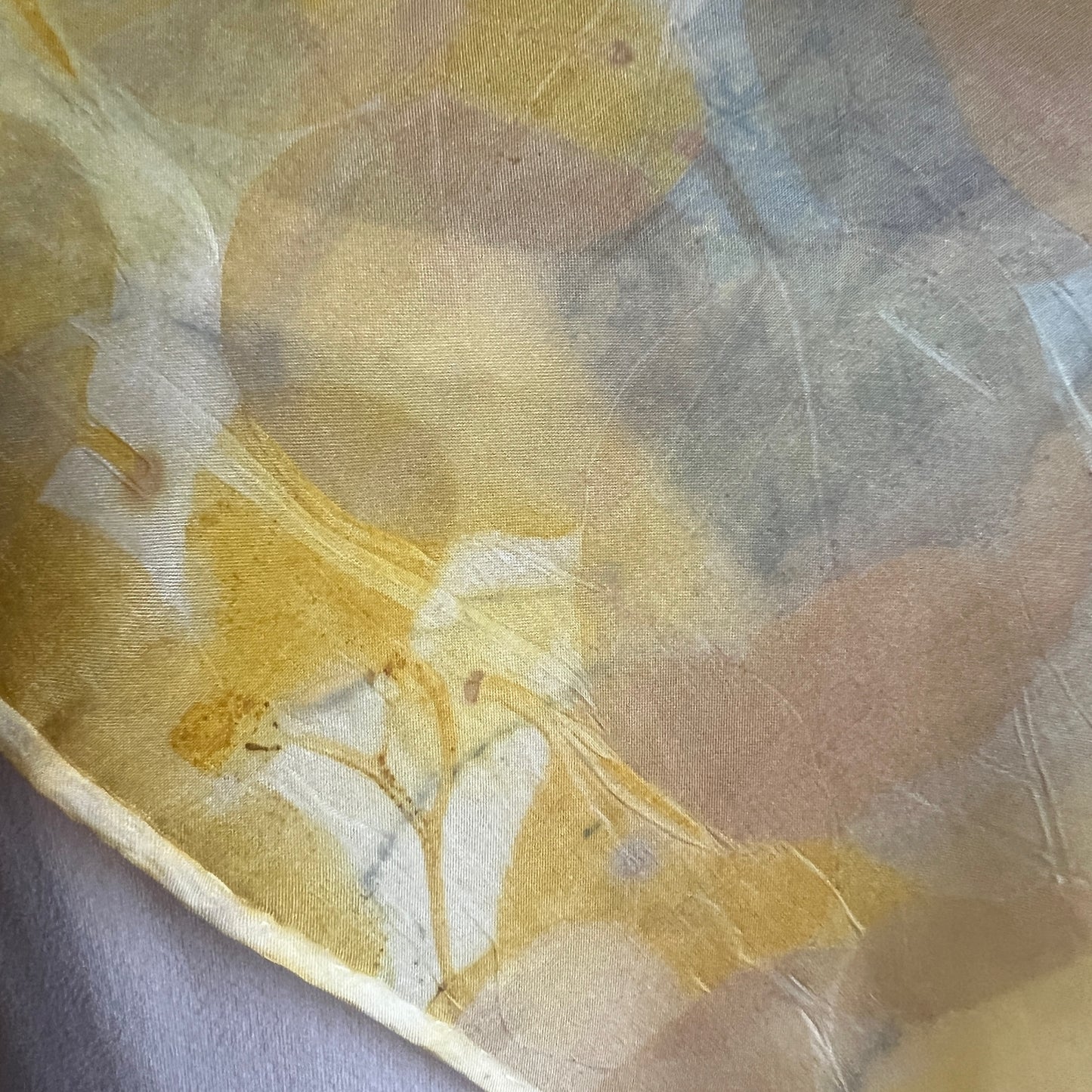 H20-03 - Habotai 20" x 20" Square - Cotinus, Eucalyptus