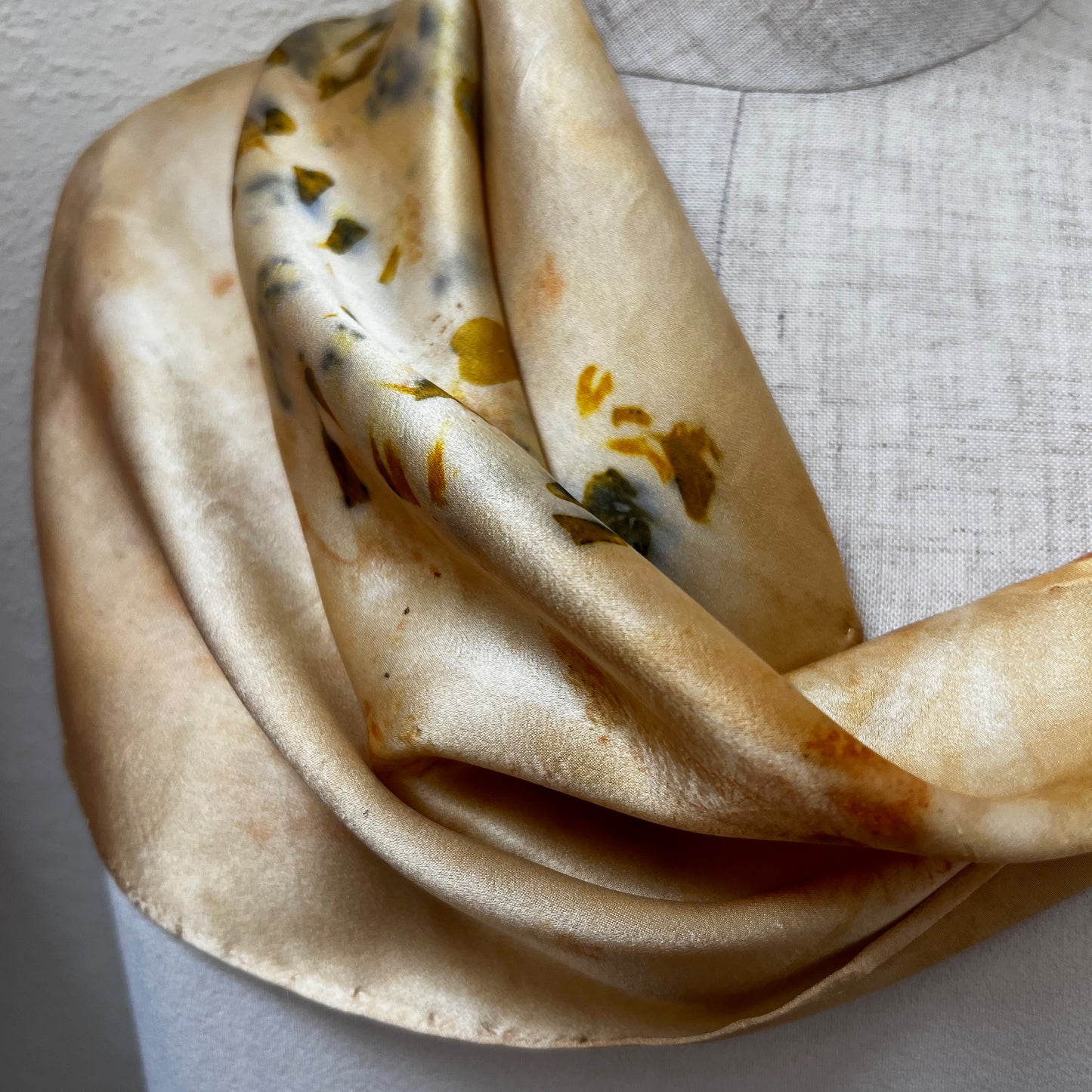 SAT16-03 - Satin Scarf - 16" x 16" - Marigold, Coreopsis