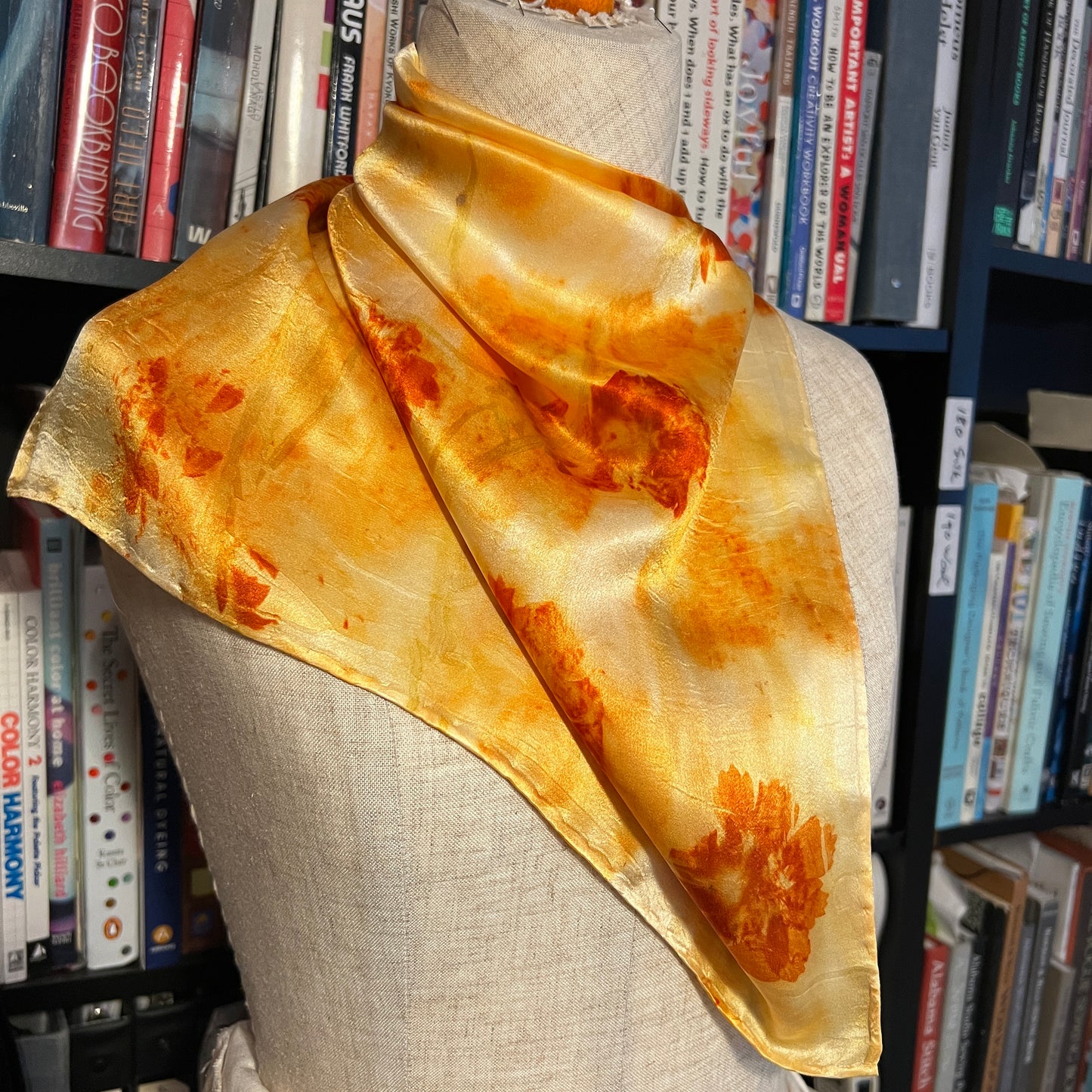 SAT16-05 - Satin Scarf - 16" x 16" - Coreopsis