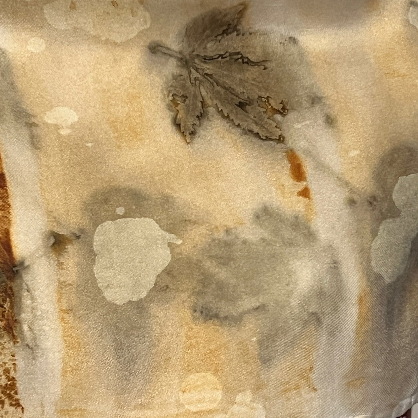 TW16-05 Twill Square 16" x 16" Fall leaves and Rust
